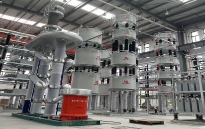 運行于中國西部科技創新港電氣設備國家重點試驗室多級串聯電抗器--待修地面
